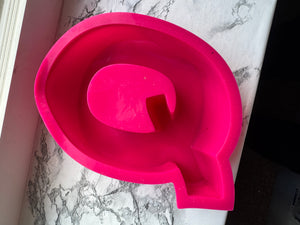 Letter Q mold