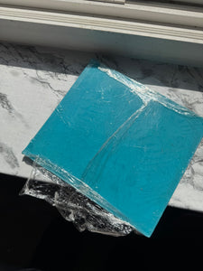 Flat letter M mold