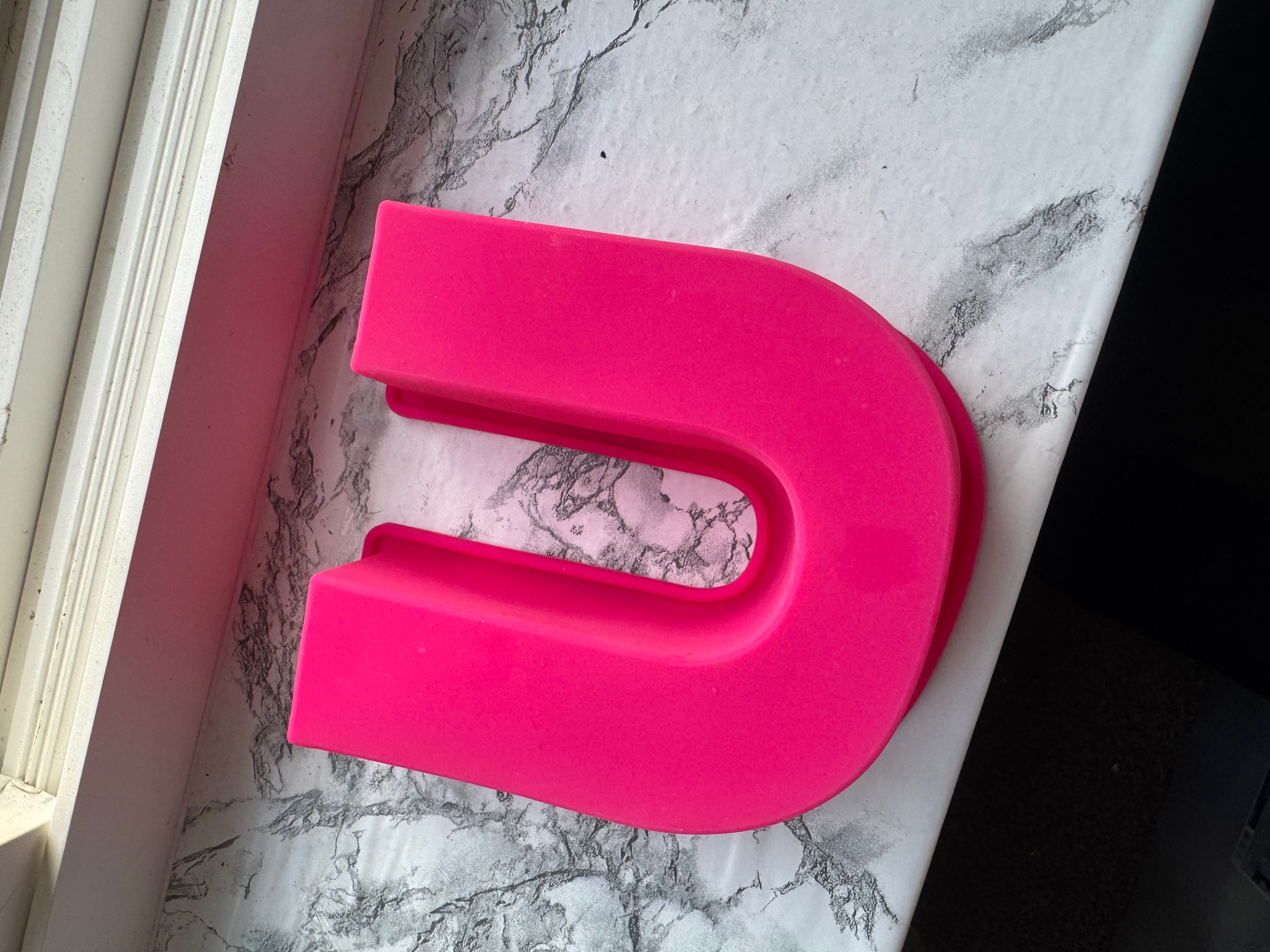 Letter U mold