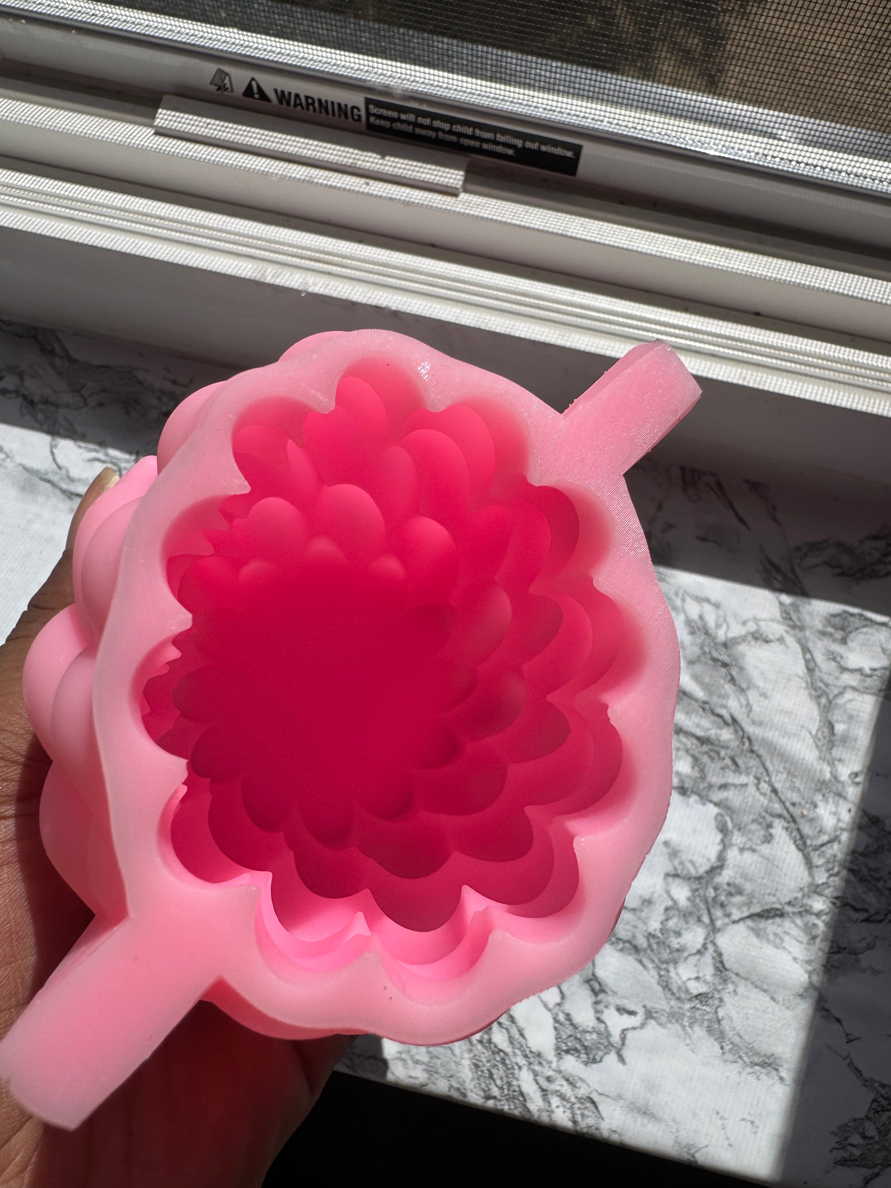Twisted mold