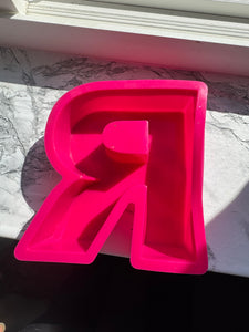 Letter R mold