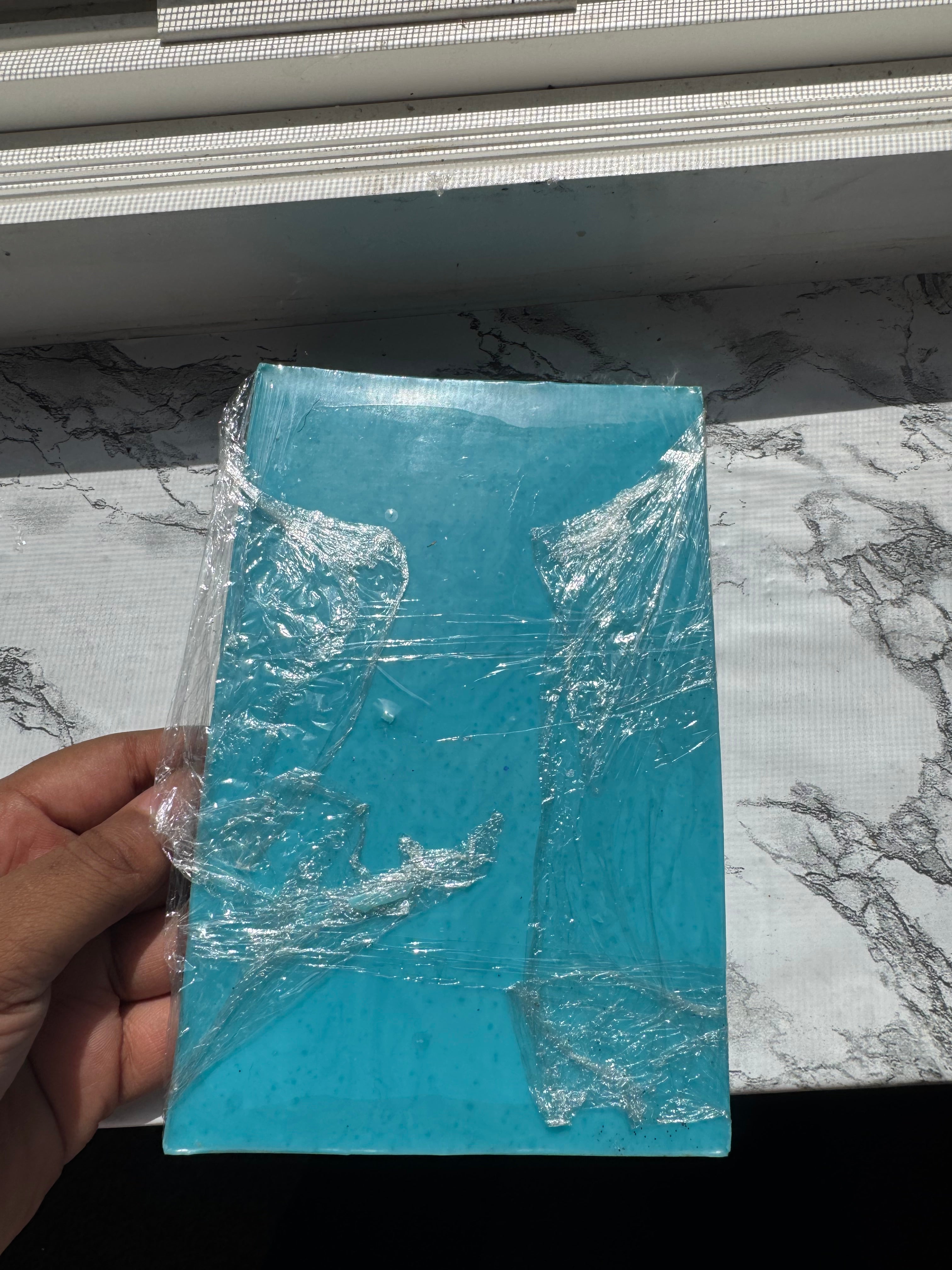 Flat letter S mold