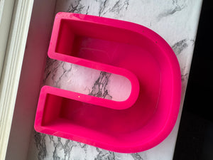 Letter U mold