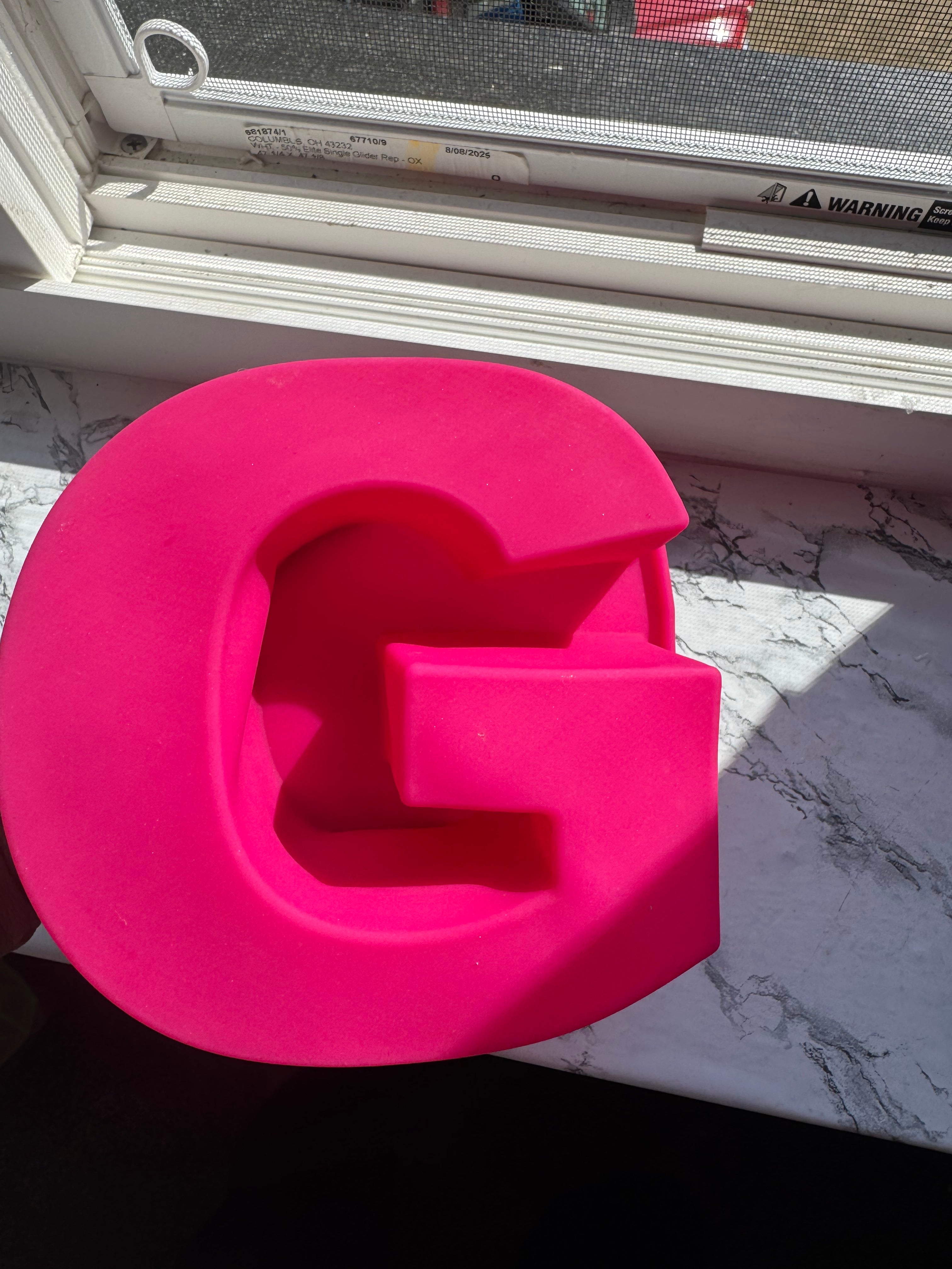 Letter G mold