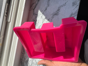 Letter E mold