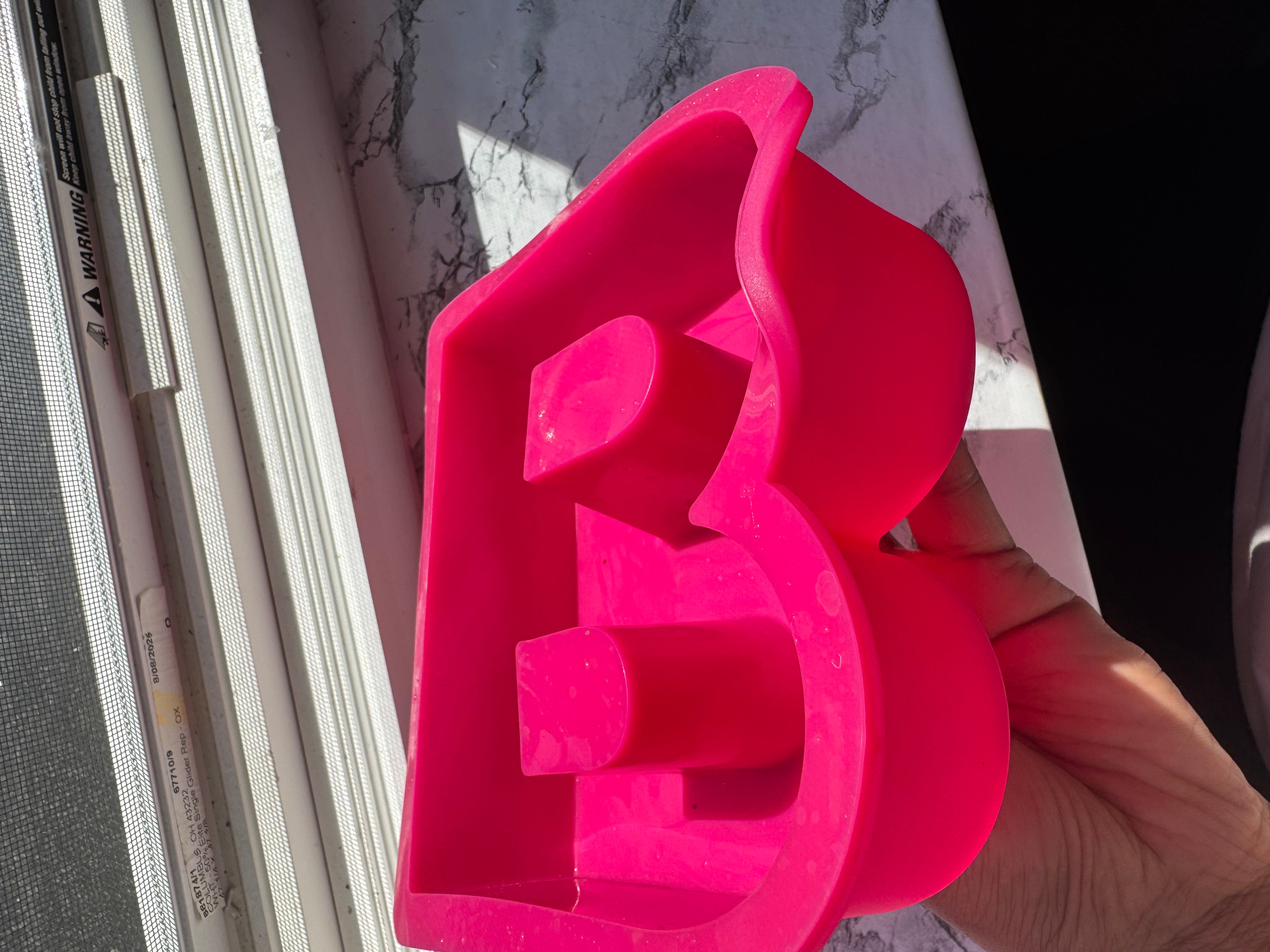 Letter B mold (bend at the top corner)