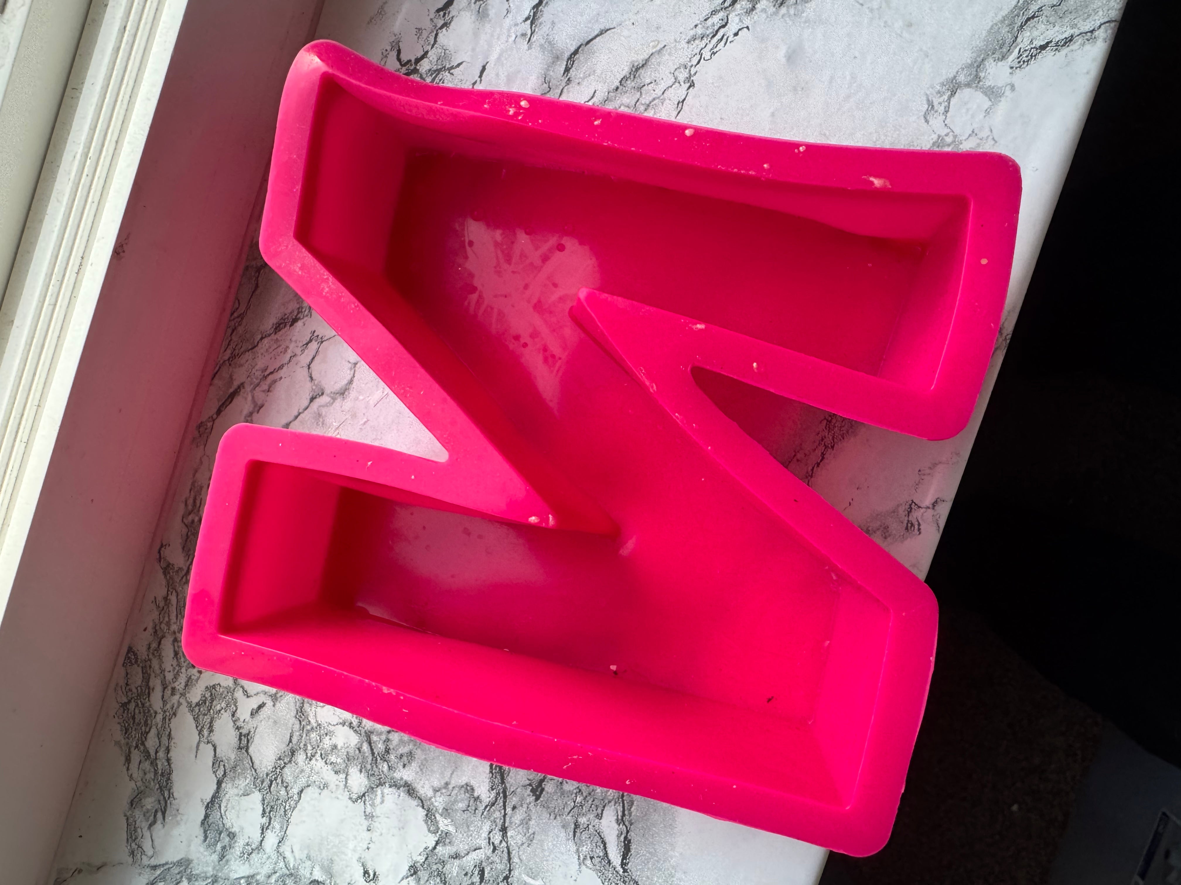 Letter N mold