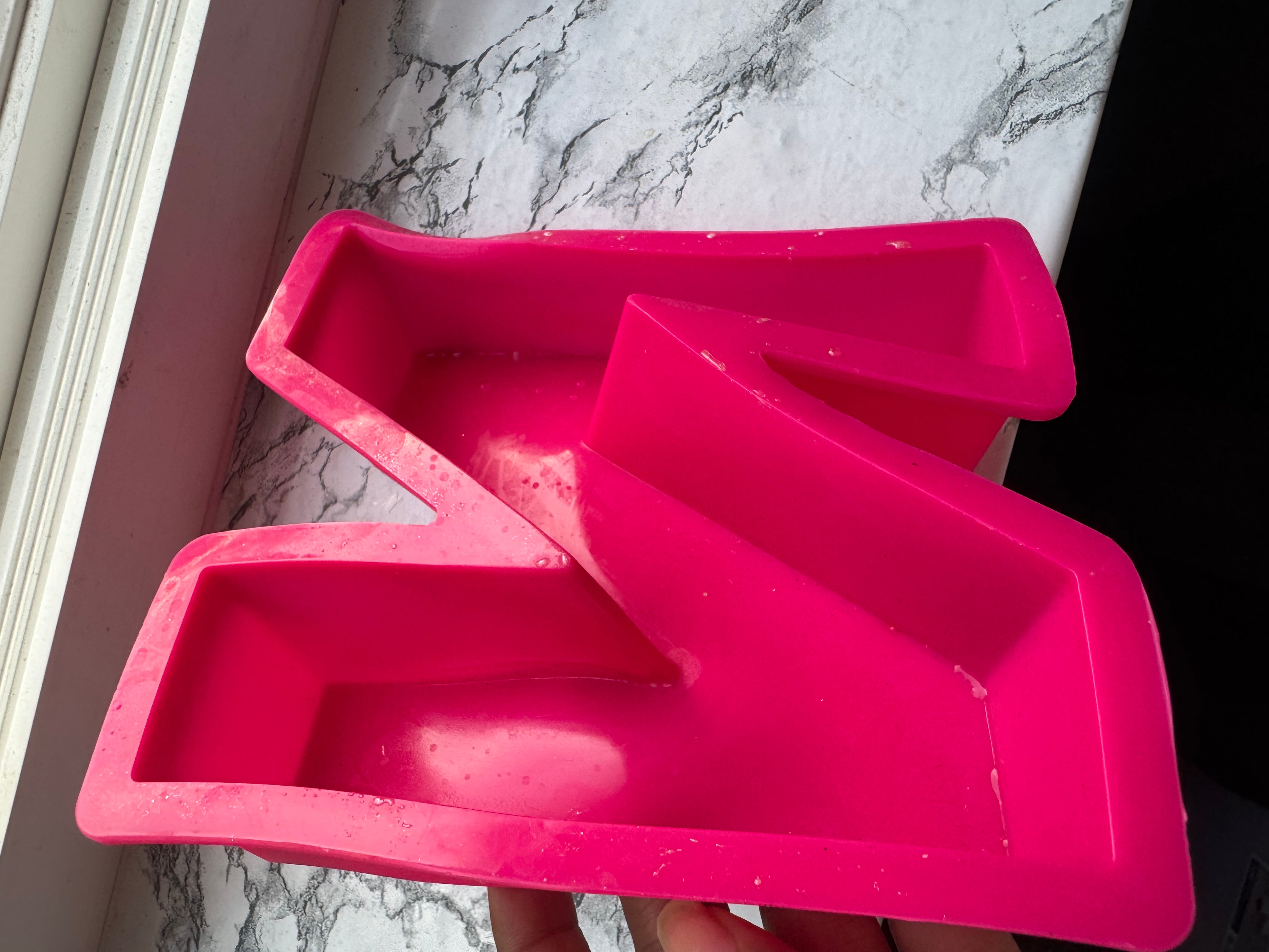 Letter N mold